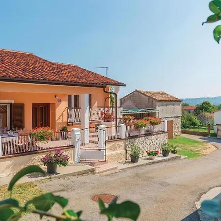 Beautiful Home In Topid Veligolji